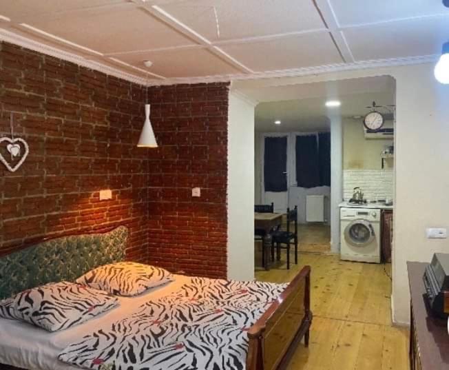Guest House Kipiani Tbilisi Bagian luar foto