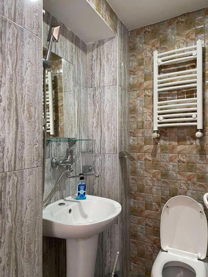 Guest House Kipiani Tbilisi Bagian luar foto