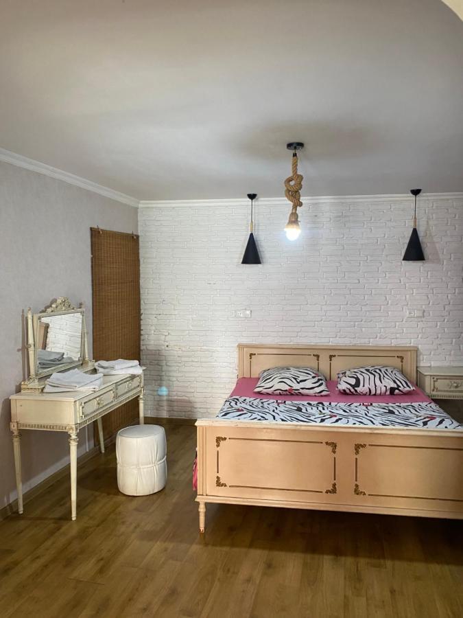 Guest House Kipiani Tbilisi Bagian luar foto